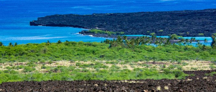 Lava flow to the sea